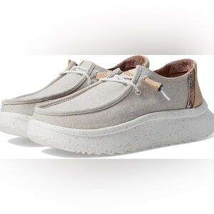 Hey Dude aWendy Peak Woven platform slip on sneakers size 7